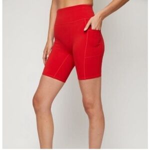 FOURLAPS Plyo Short in the color Crimson Women Size M NWT
